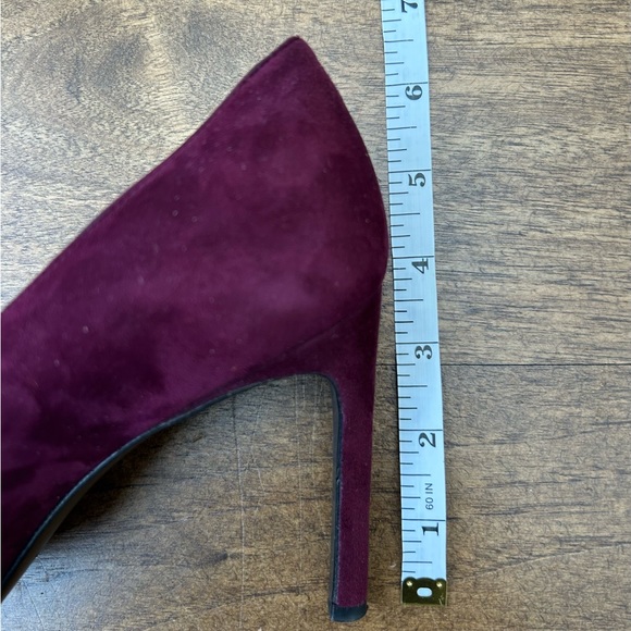 Stuart Weitzman suede pumps. Size 8. Maroon color. - Picture 11 of 11